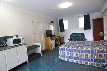 Motel Mid Motor Singleton