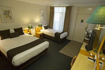 Motel Mid Motor 4*